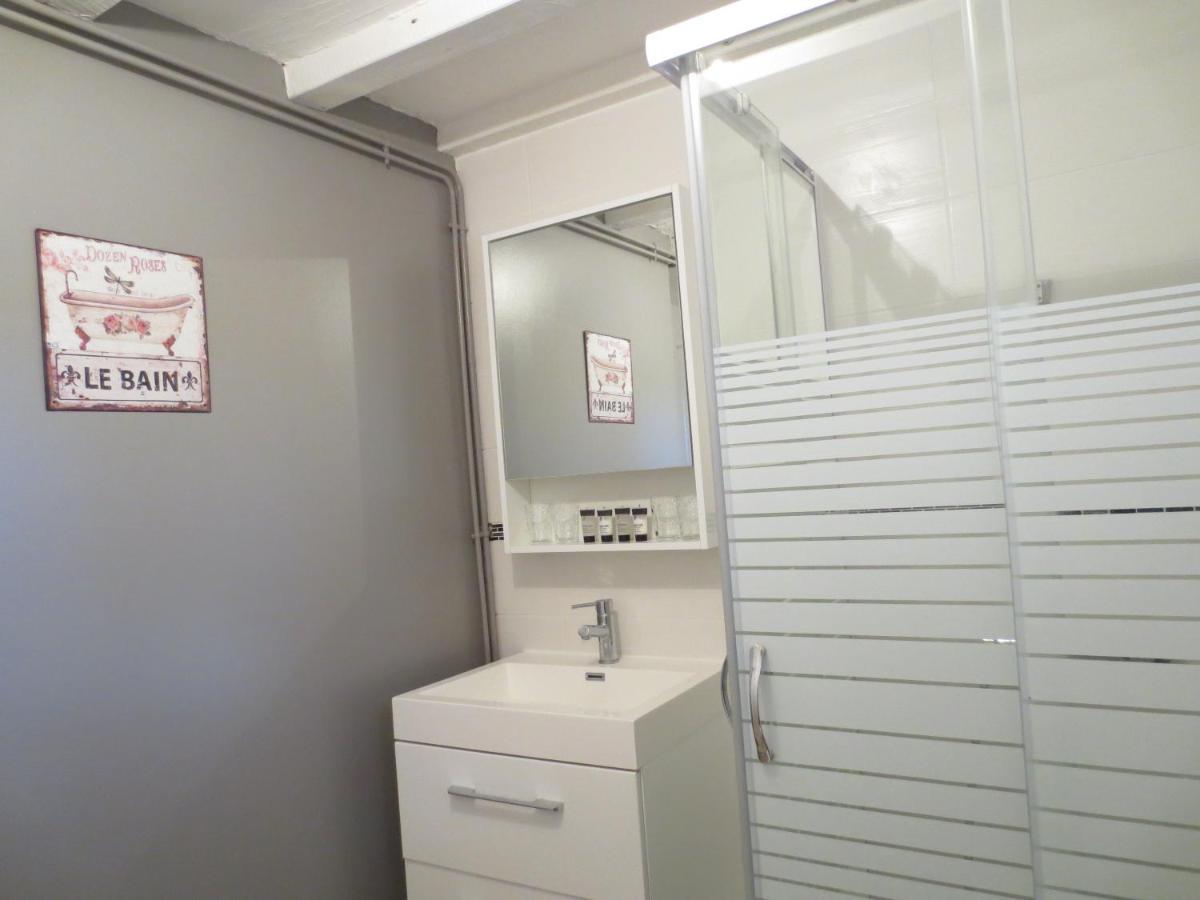 Bed and Breakfast Le Grand Coudreau Nazelles-Negron Екстер'єр фото
